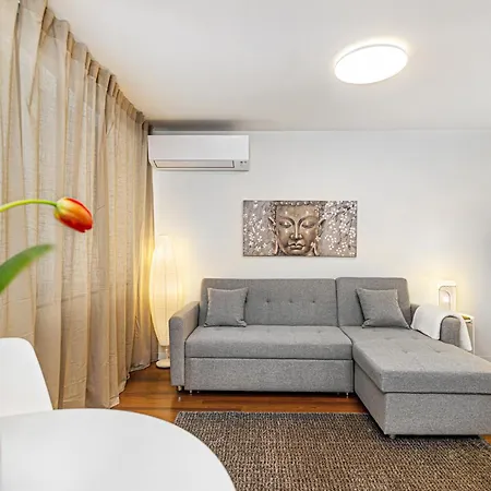 Bombarda Ii By Innkeeper Apartment *